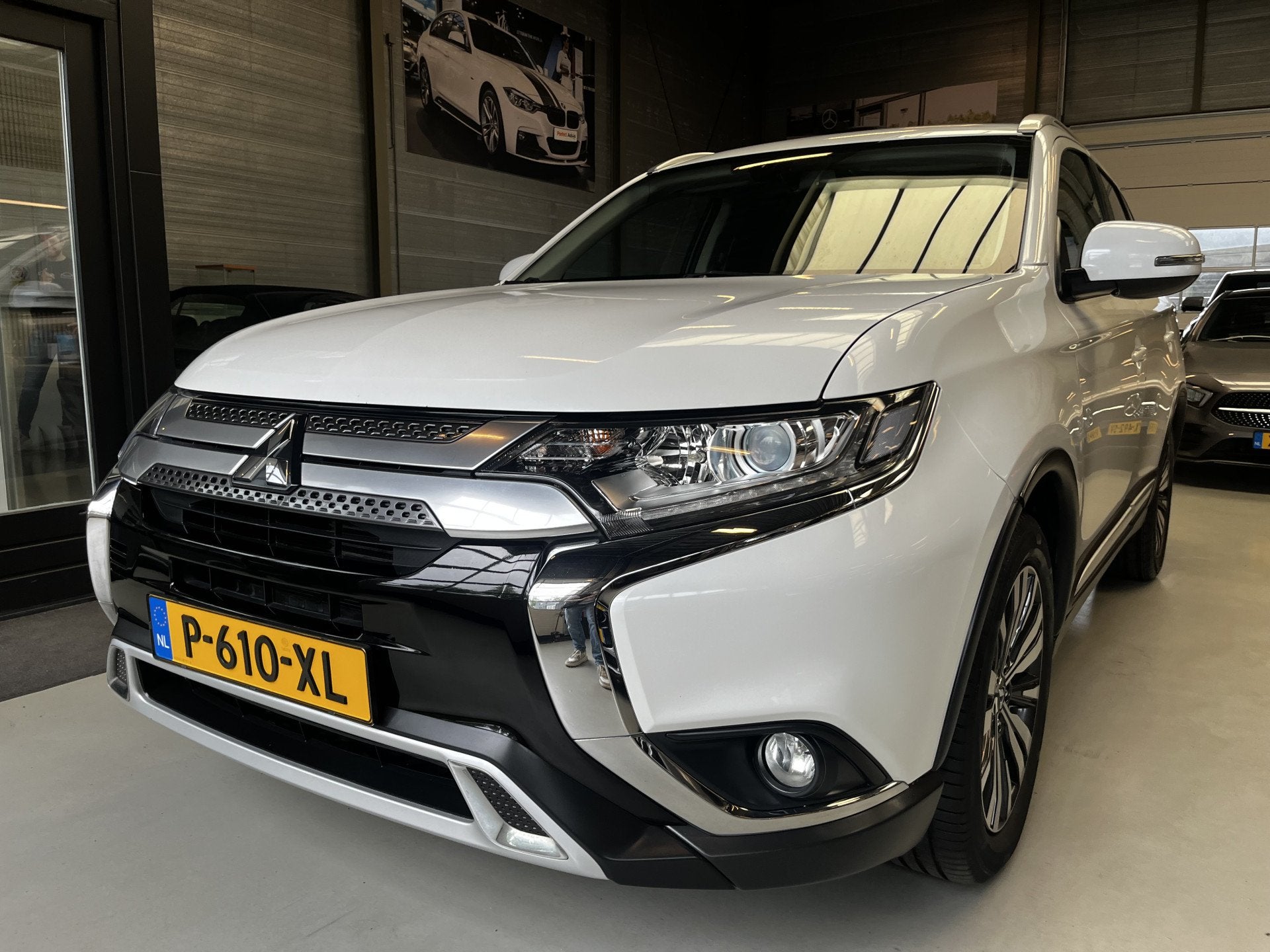 Mitsubishi Outlander 2.0 2WD Instyle Trekhaak, Achteruitrijc, 1998 cc, Stof, 4 cilinders, 150 pk