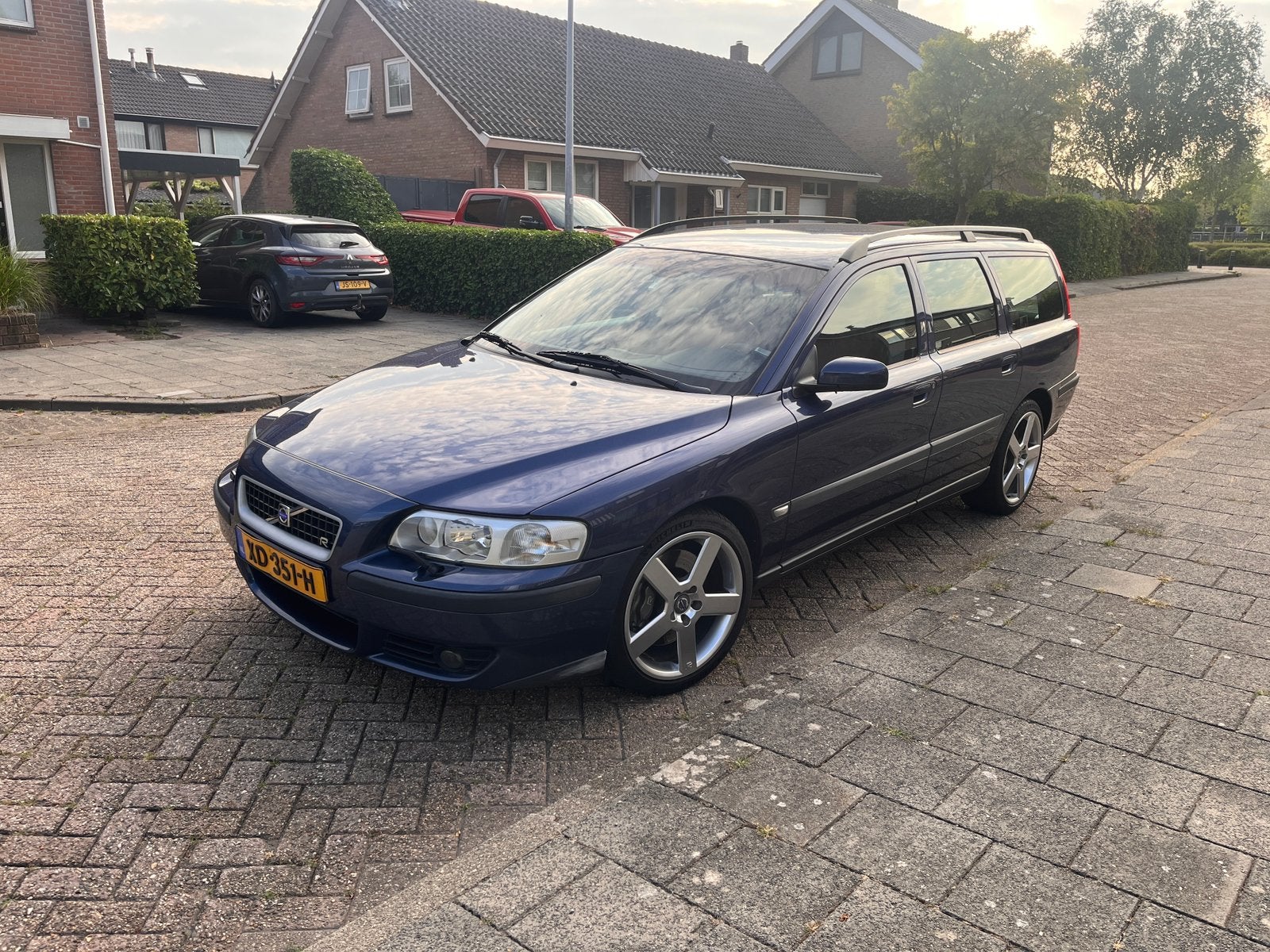 Volvo V70 2.5 R 2003 | cosmic blue / atacama, Auto's, Volvo, Automaat, 1800 kg, Xenon verlichting, Blauw