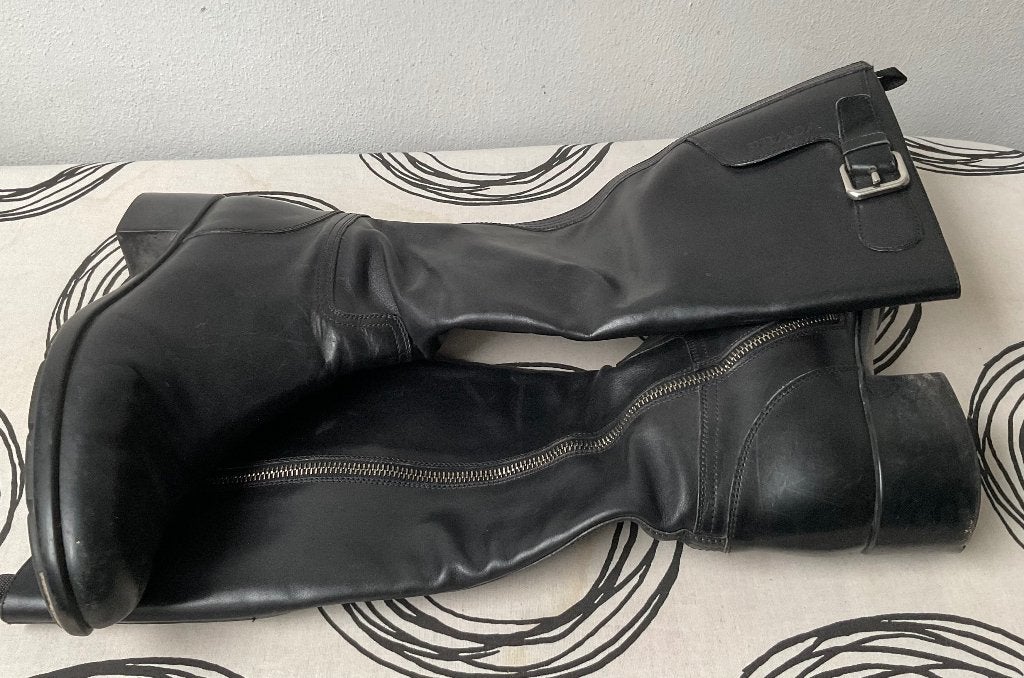 Prada laarzen dames, Kleding | Dames, Hoge laarzen, Zwart, Zo goed als nieuw, Prada Italy