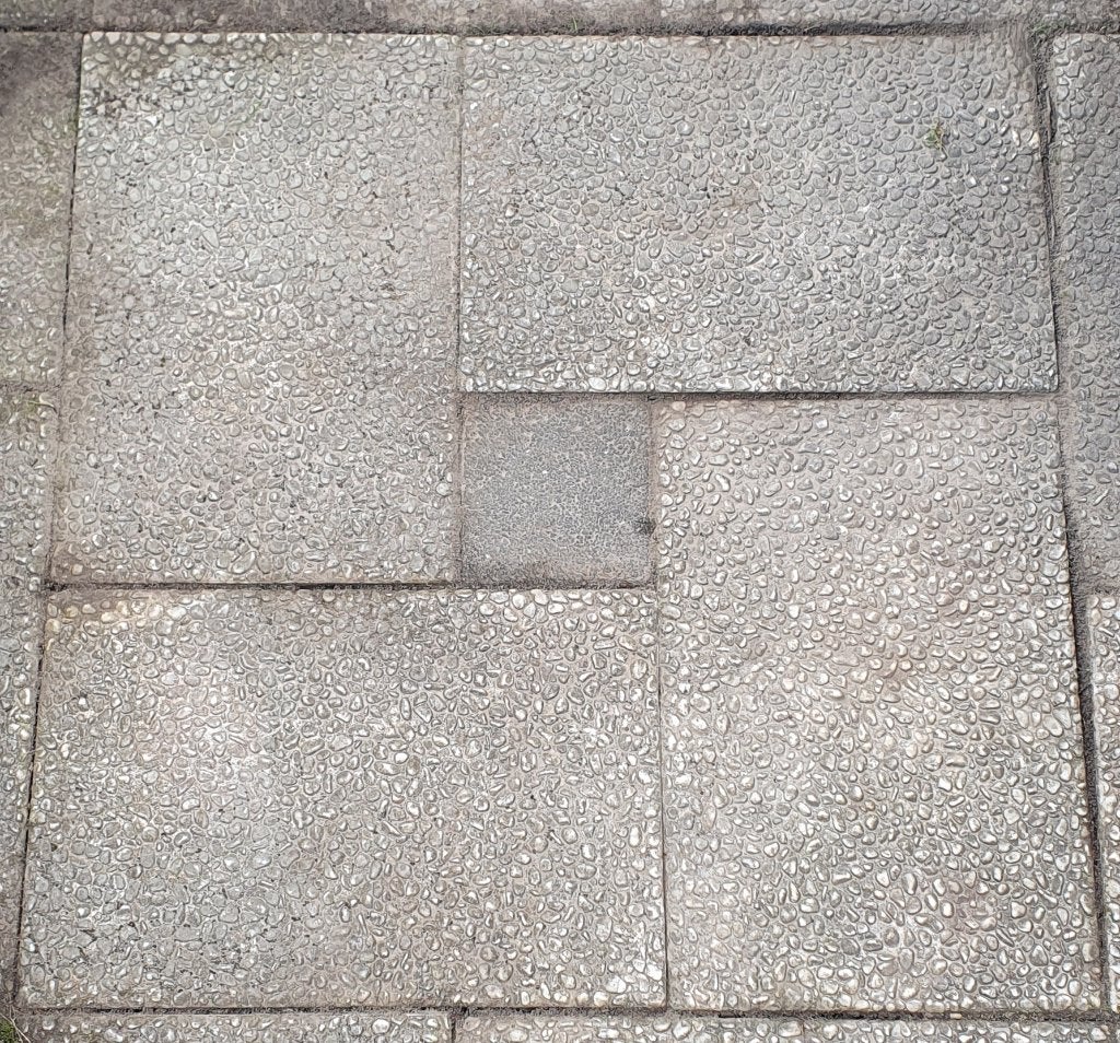 Gratis grinttegels en egale tegels, Tuin en Terras, Tegels en Klinkers, Ophalen, Gebruikt, 5 tot 10 m², Beton
