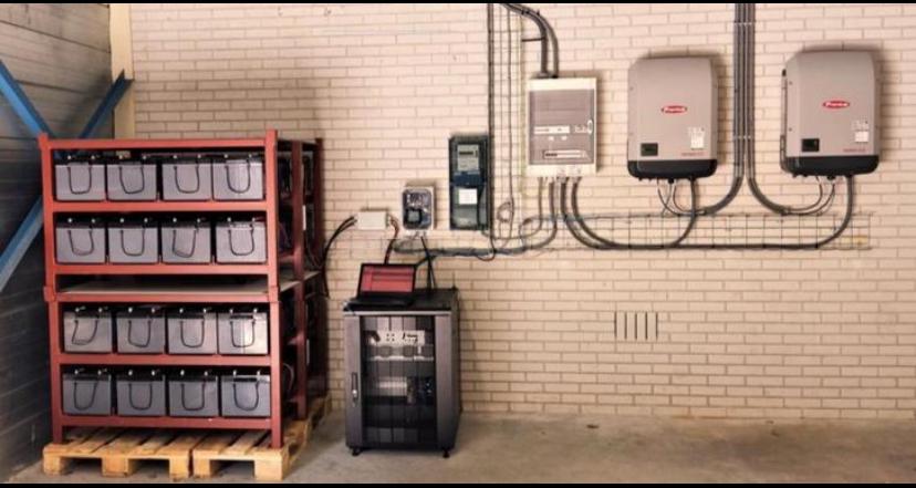 POWERBANK 100 kWh, 30 kW OMVORMER SINEXCEL PWS2-30P-EX, Doe-het-zelf en Verbouw, Zonnepanelen en Toebehoren, Ophalen, Gebruikt