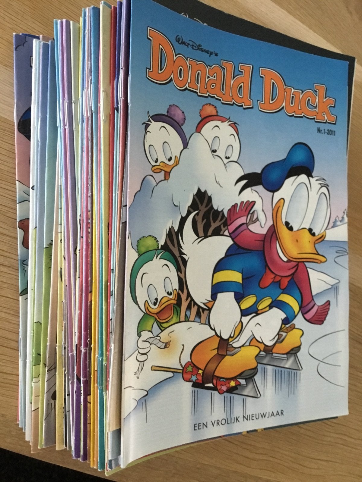 Donald Duck stripboeken - jaargang 2011, Meerdere stripboeken, Ophalen of Verzenden, Gelezen