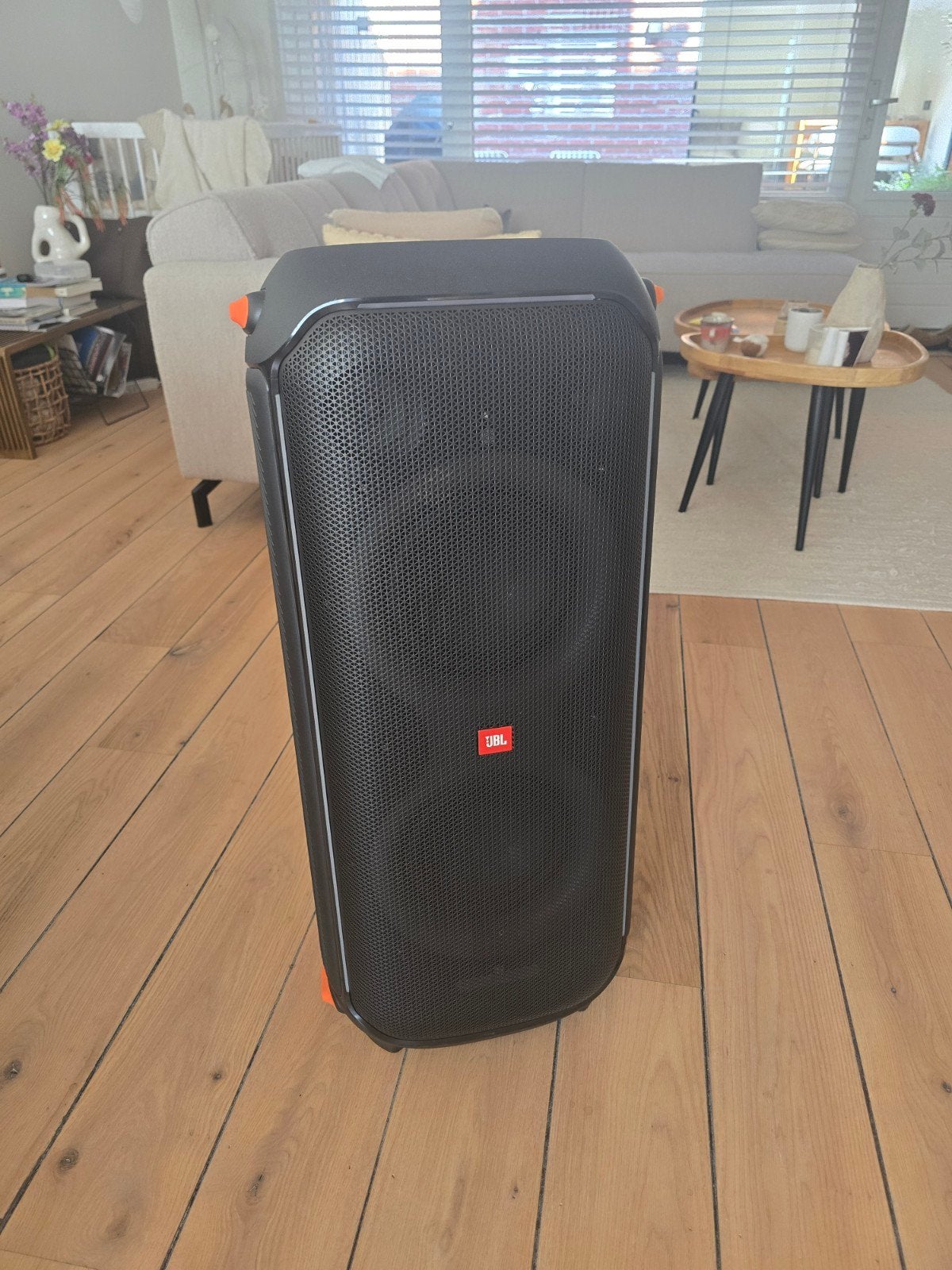 JBL Partybox 710 met 2 draadloze microfoons, Audio, Tv en Foto, Luidsprekers, 150 watt of meer, JBL, Party speaker, Ophalen of Verzenden