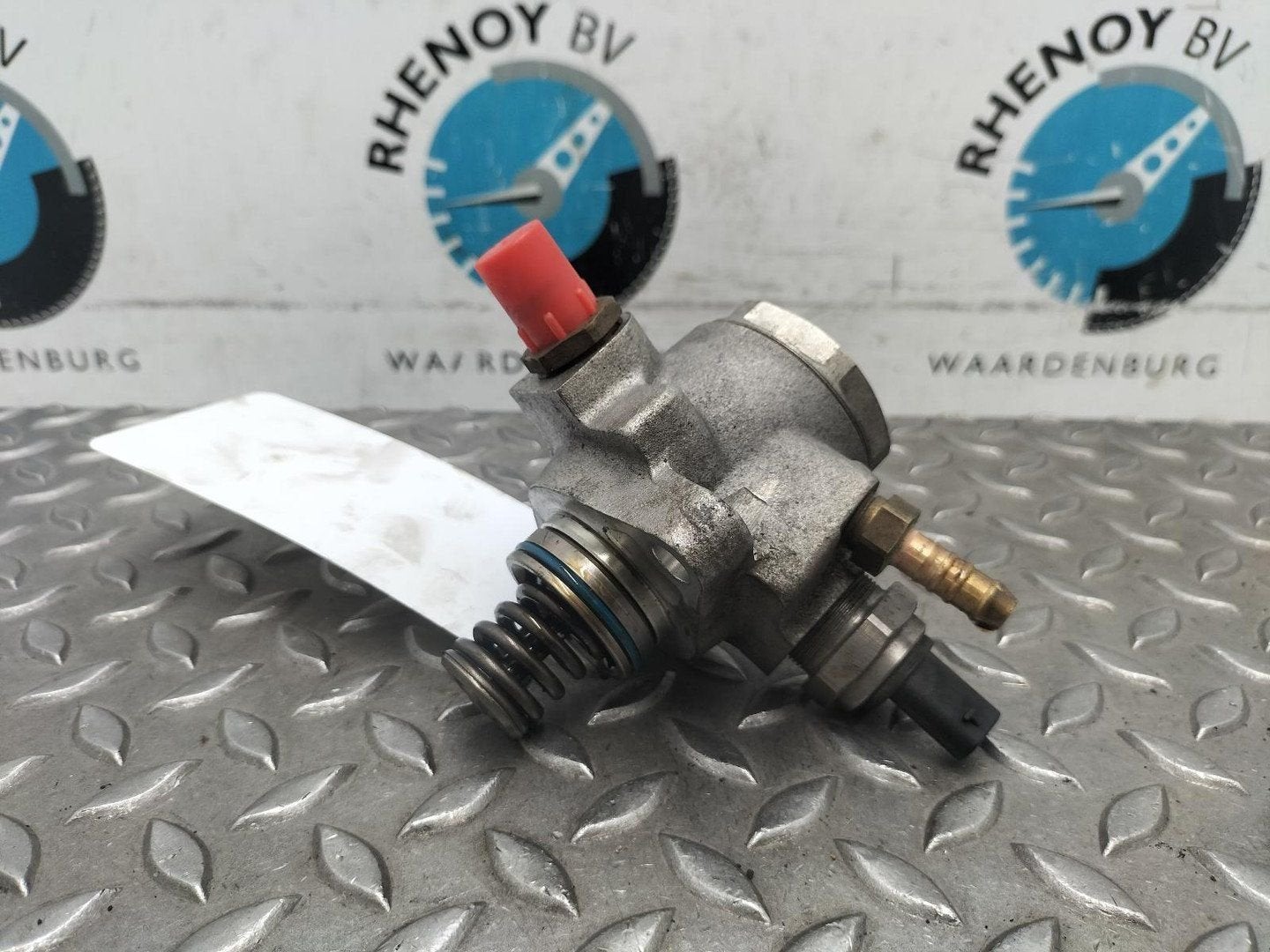 VOLKSWAGEN POLO BRANDSTOF POMP VOOR DE INJECTOR 2014, Ophalen of Verzenden, Gebruikt, Stiba lid