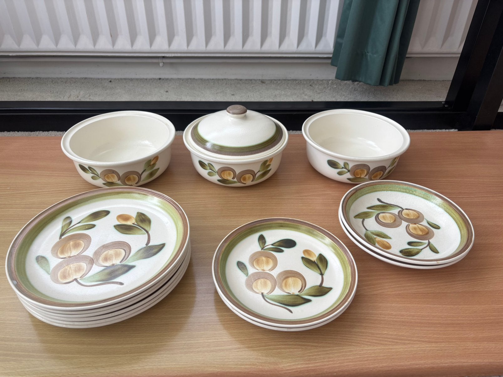 Gien Mombasa servies, Ophalen