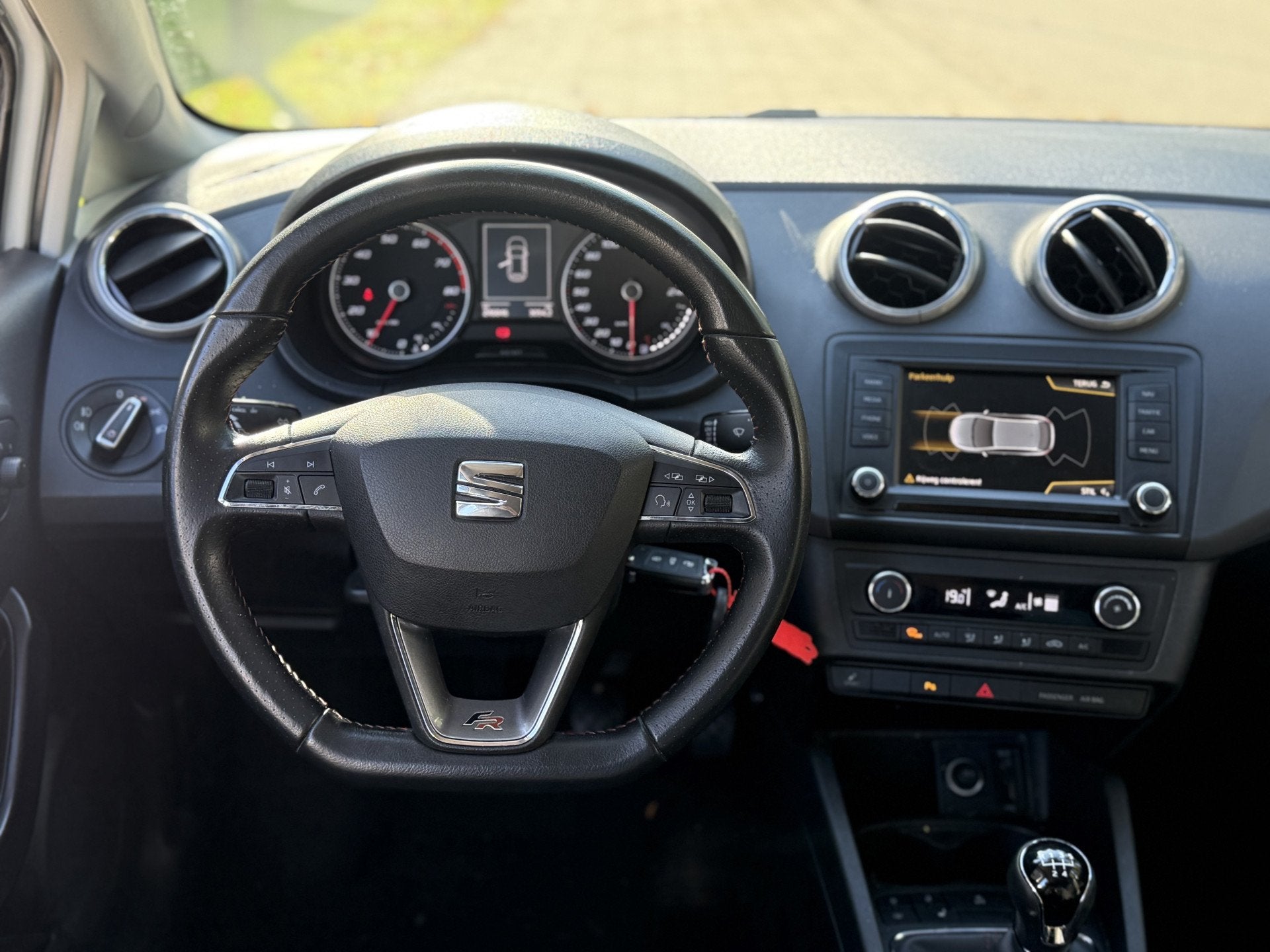 SEAT Ibiza 1.0 EcoTSI FR Connect (bj 2016), Auto's, Voorwielaandrijving, Stof, 540 kg, 995 kg