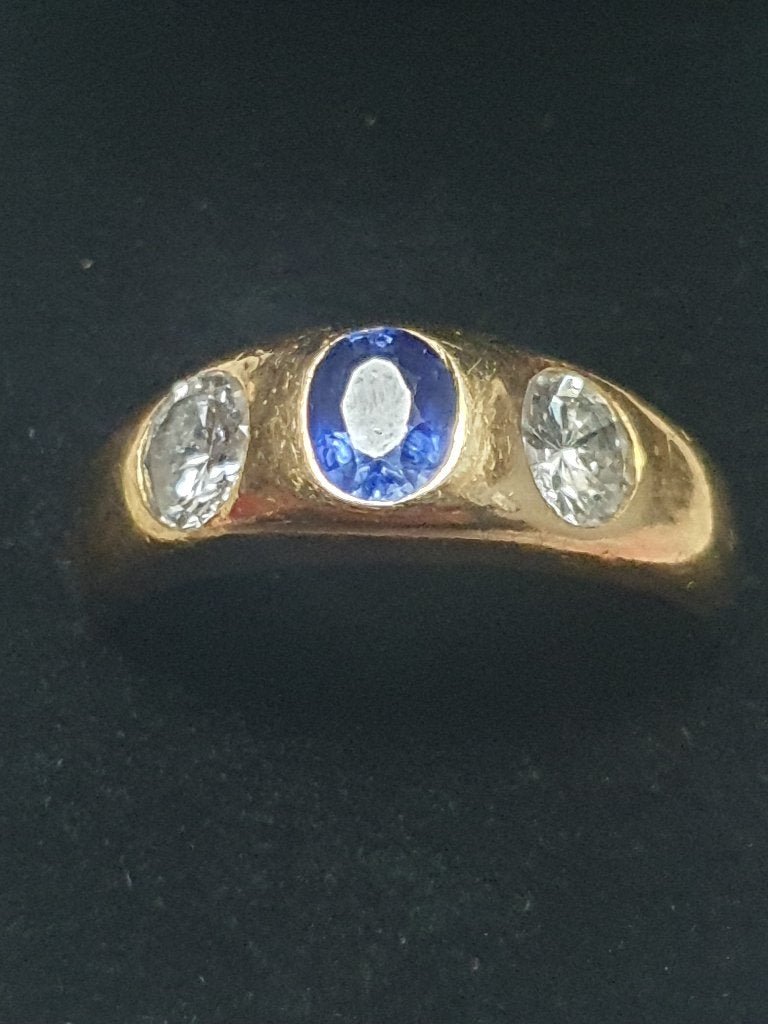 18 kr gouden ring gekeurd 750 met 2briljanten totaal0,90 crt, 19 tot 20, Heer, Ophalen of Verzenden, Zo goed als nieuw