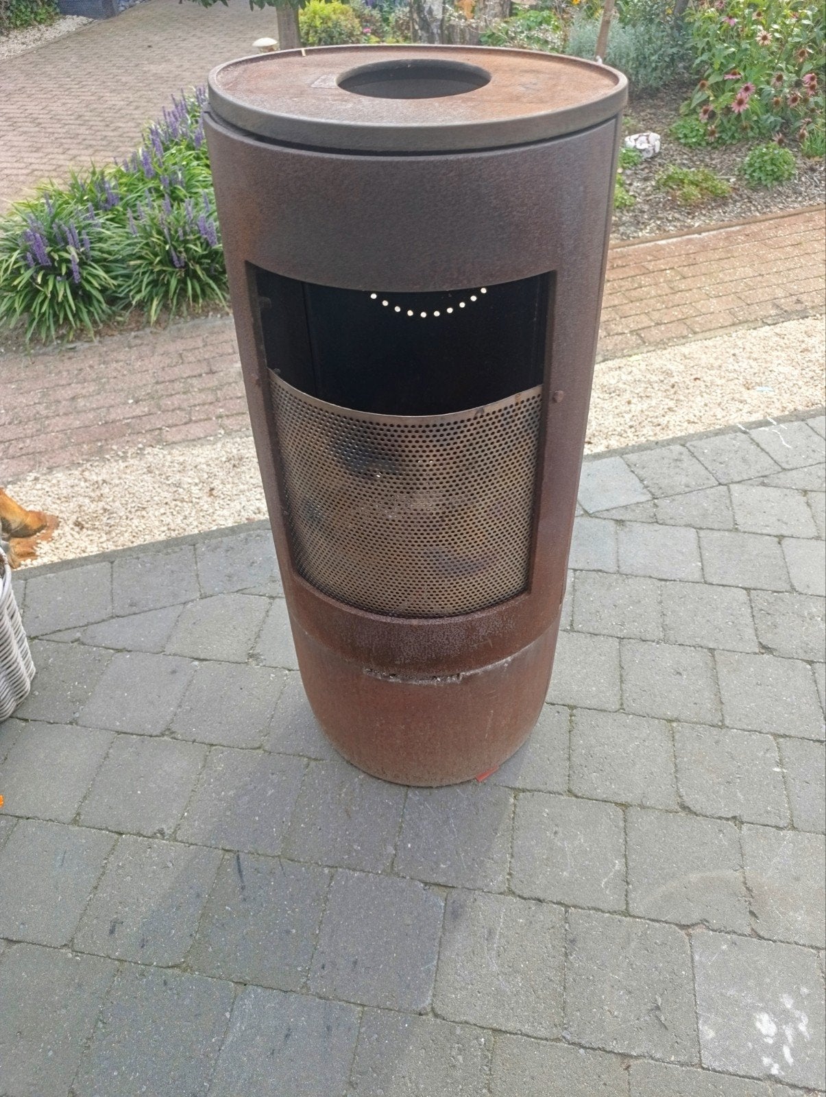 Roestige tuinhaard / buitenkachel, Ophalen, Gebruikt