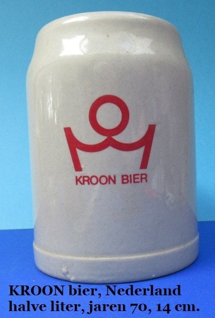 KROON BIER Oirschot, stenen halve liter pul en een sticker, Verzamelen, Biermerken, Ophalen of Verzenden, Nieuw, Pul(len), Overige merken