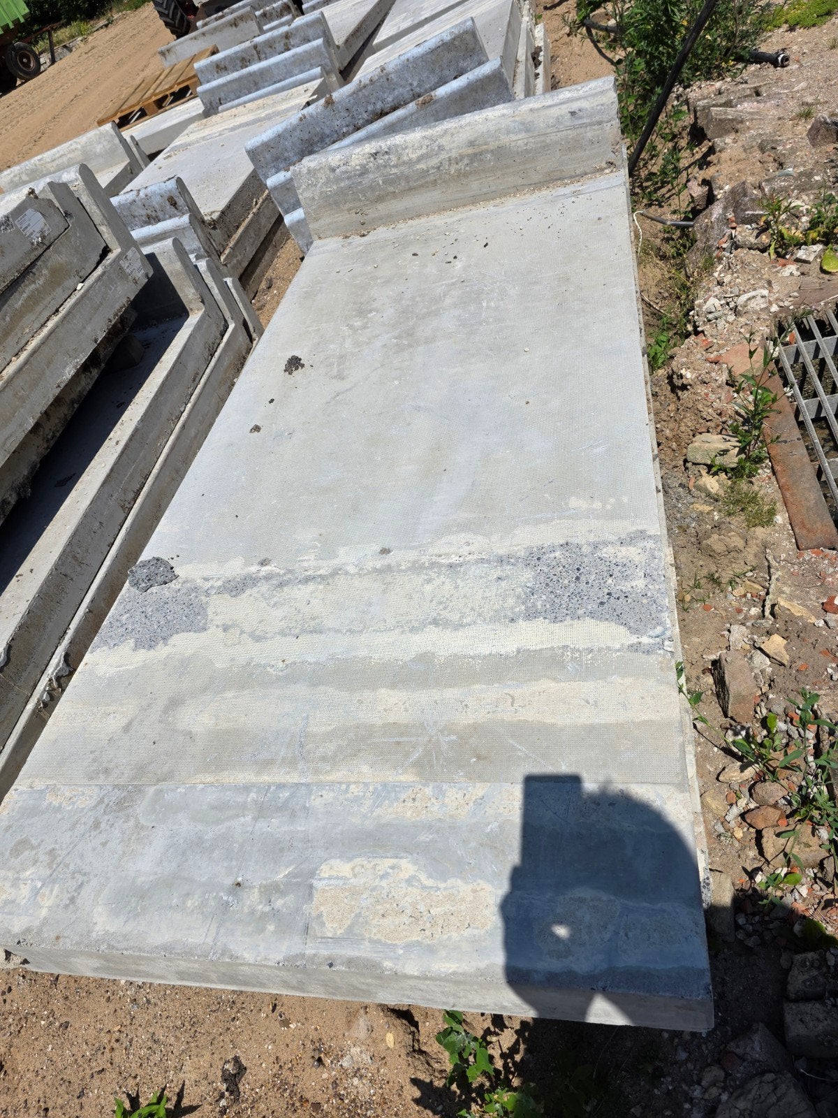 Diep strooisel boxen beton platen, Ophalen, Gebruikt