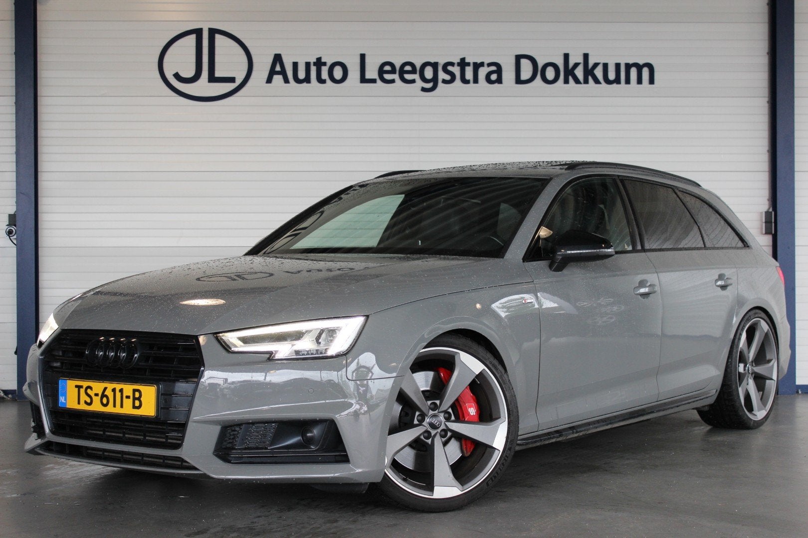 Audi A4 Avant 2.0 TFSI MHEV S-Line Black Edition Pano | Stan, Auto's, Adaptive Cruise Control, Gebruikt, 1984 cc, Leder