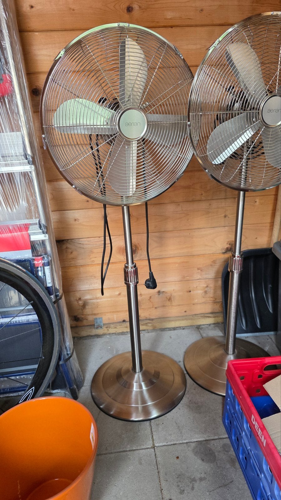 2x Aerian Statiefventilator - Zo goed als nieuw, Ophalen, Zo goed als nieuw, Statiefventilator