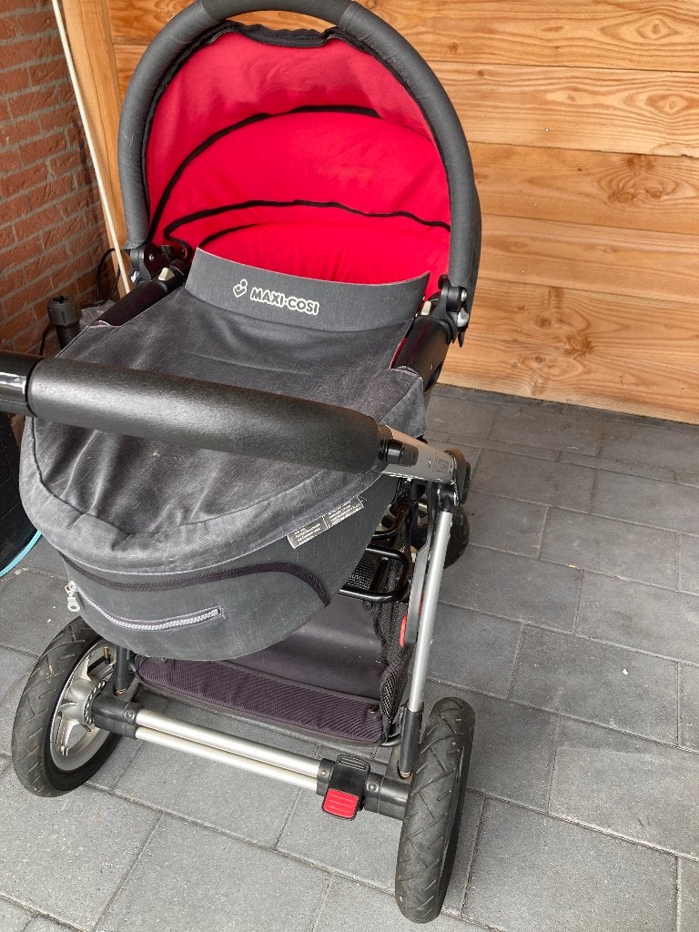 Maxi Cosi mura 4 kinderwagen, Ophalen, Gebruikt, Luchtbanden, Combiwagen