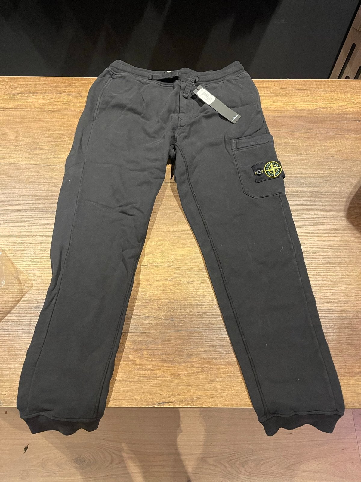Stone Island Joggingbroek Zwart Maat L, Ophalen of Verzenden, Nieuw, Maat 52/54 (L), Zwart