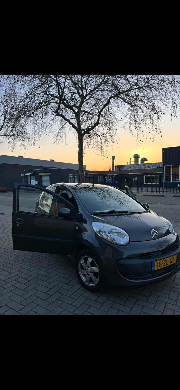 Citroën C1 1.0 5-DRS 2008 Grijs NIEUWE KOPPELING!, Voorwielaandrijving, 4 stoelen, C1, 68 pk