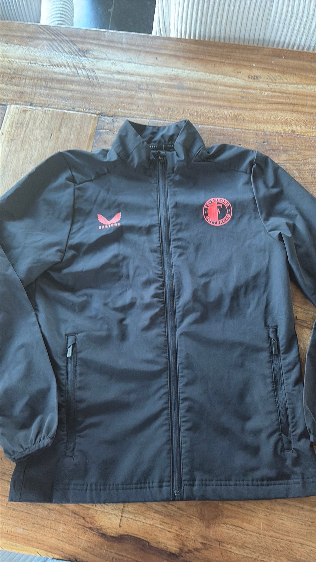 Castore Feyenoord windbreaker zwart mt 164, Ophalen of Verzenden, Zo goed als nieuw, Jongen of Meisje, Jas