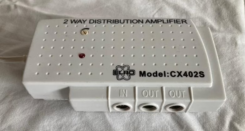 Elro CX402S Antenneversterker 2 uitgangen, Ophalen, Zo goed als nieuw, Minder dan 2 meter, Overige kabels