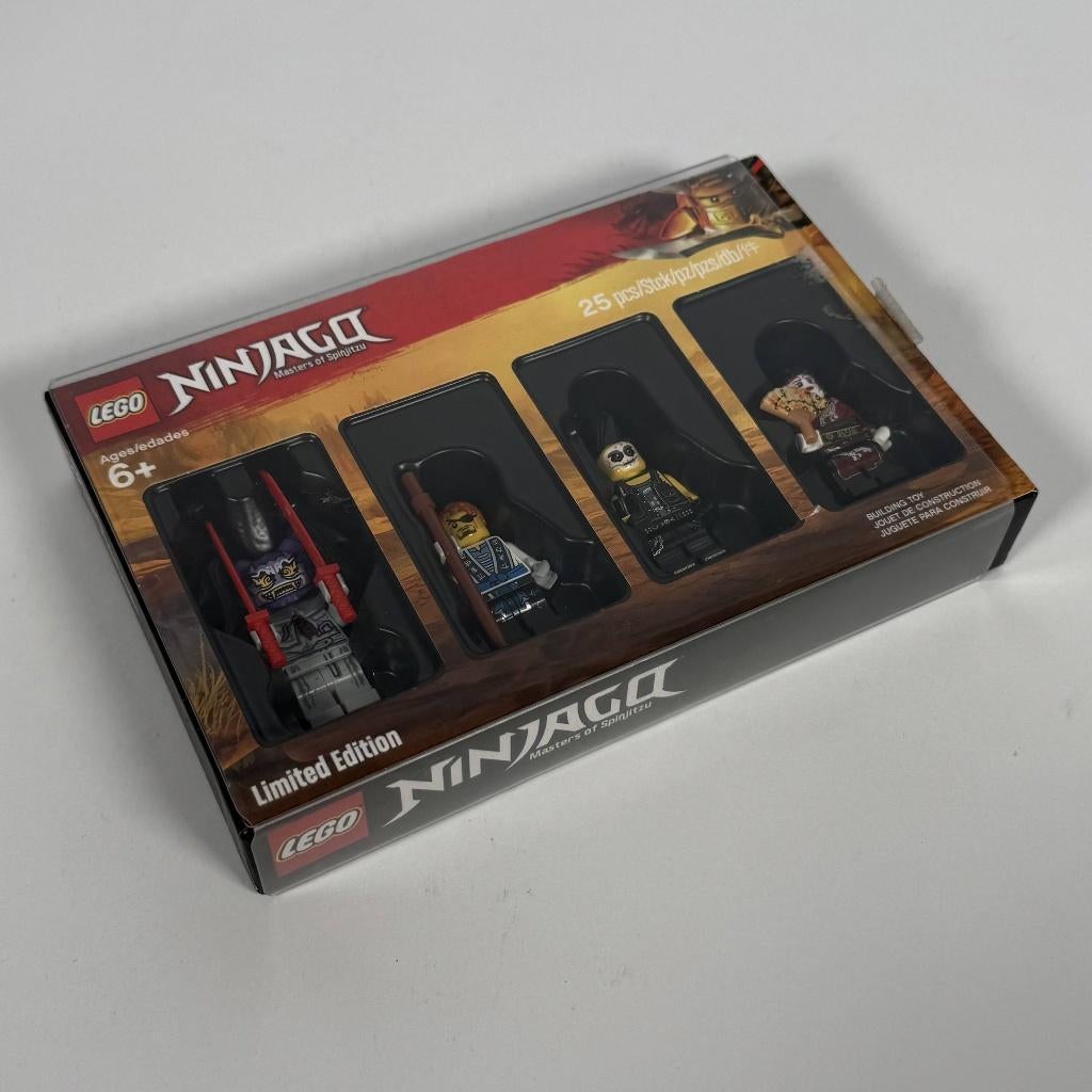 LEGO Bricktober Minifigure Collection 3/4 Ninjago – Geopend, Kinderen en Baby's, Speelgoed | Duplo en Lego, Zo goed als nieuw