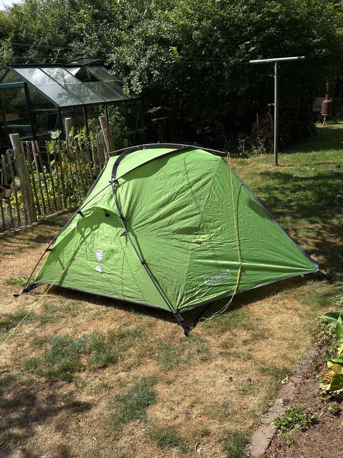 Lichtgewicht 2-persoons tent - Ideaal voor kamperen, Ophalen, Gebruikt, Tot en met 2