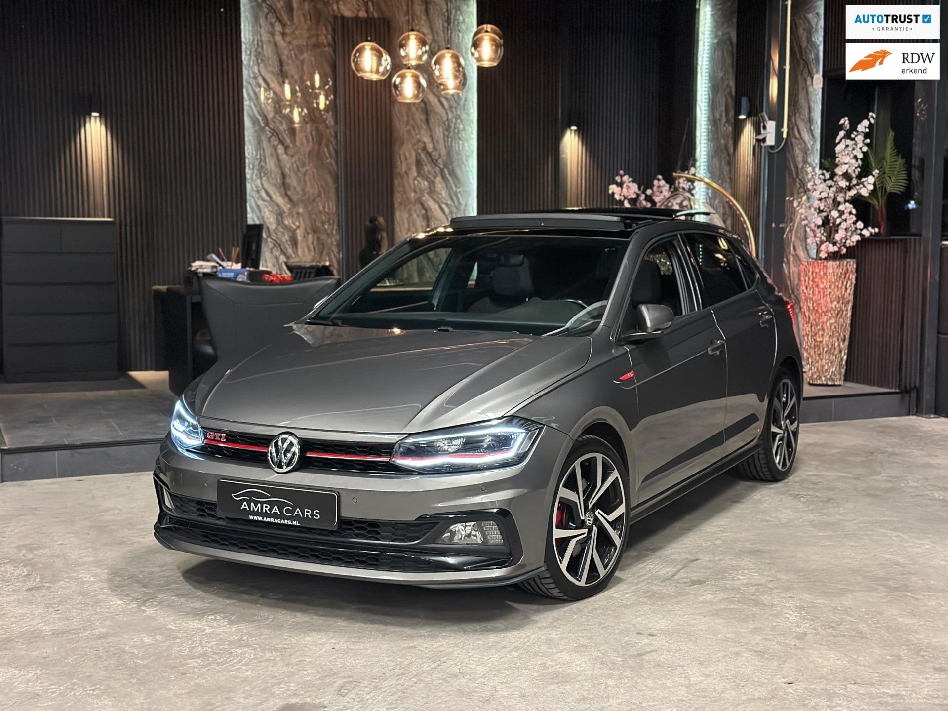 Volkswagen Polo 2.0 TSI GTI|PANO|KEYLESS|BOMVOL!, Auto's, Gebruikt, Euro 6, 4 cilinders, 1984 cc