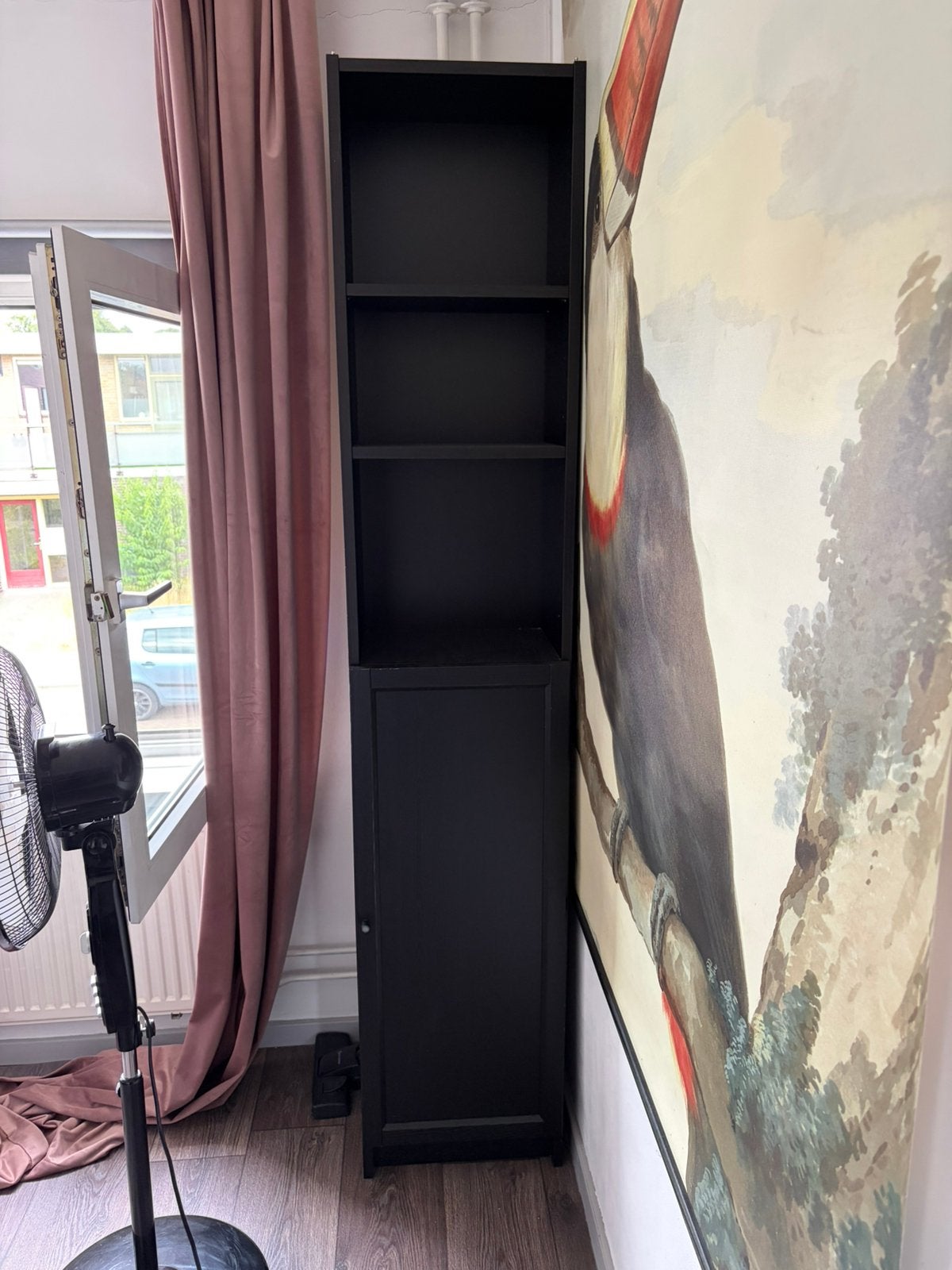 Zwarte Billykast IKEA met deurtje