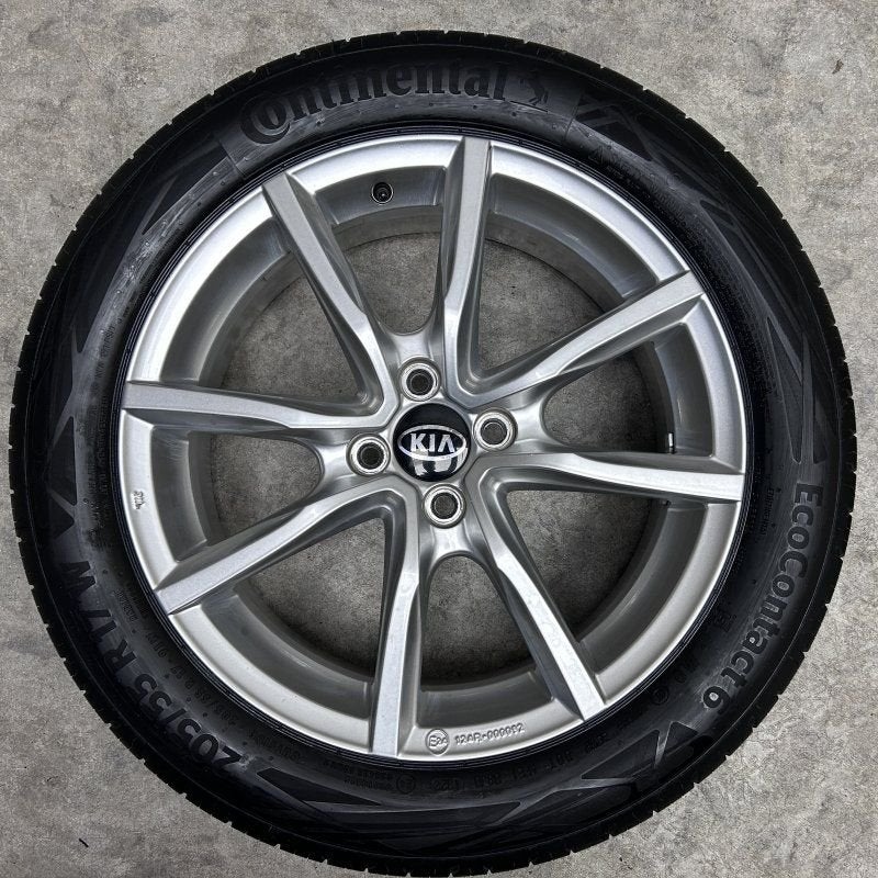 17 inch originele velgen + zomerbanden Kia Stonic, Gebruikt, -, -, Banden en Velgen