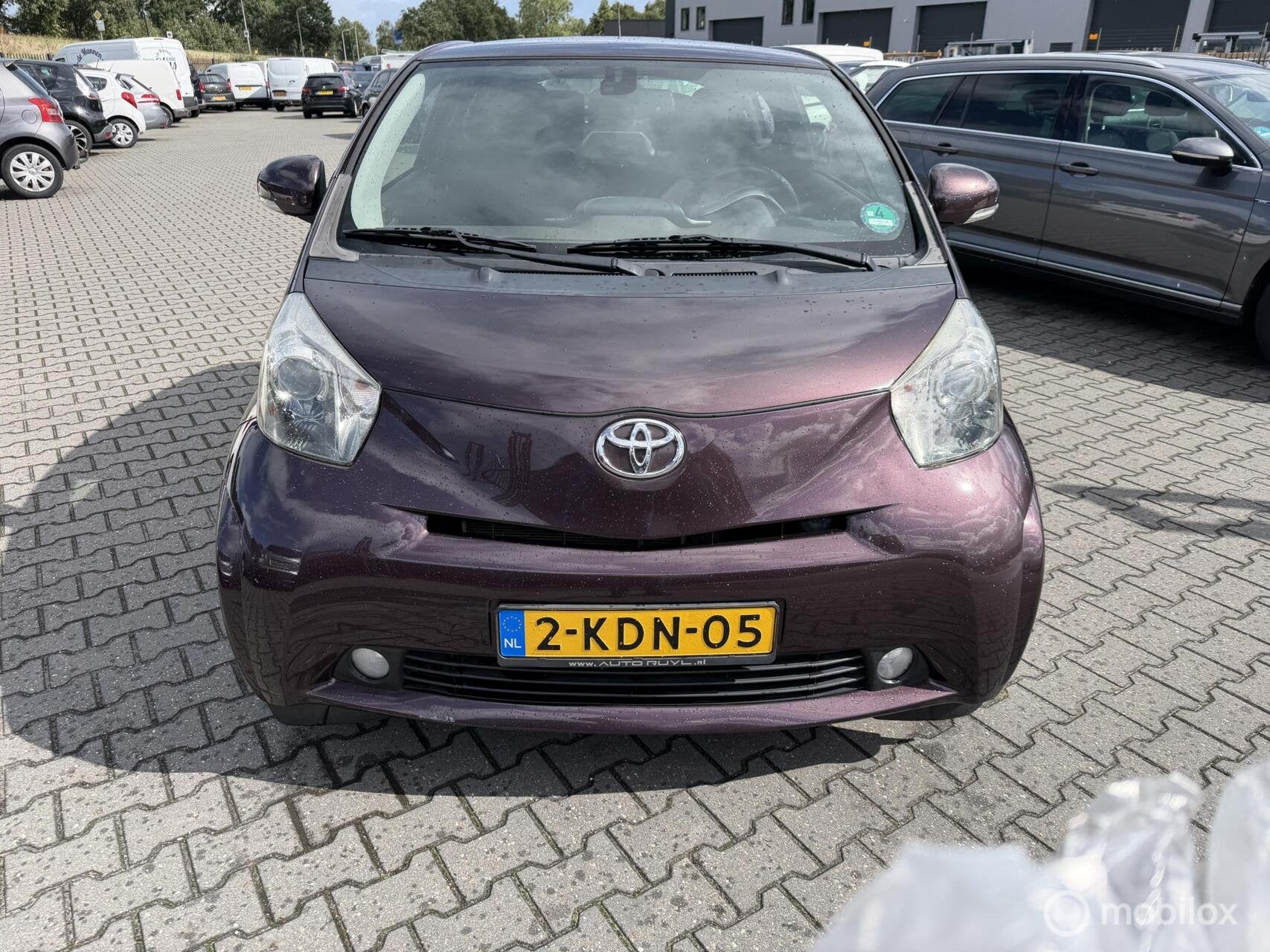 Toyota iQ 1.0 VVTi Comfort clima, Auto's, Stof, Gebruikt, Zwart, Overige kleuren