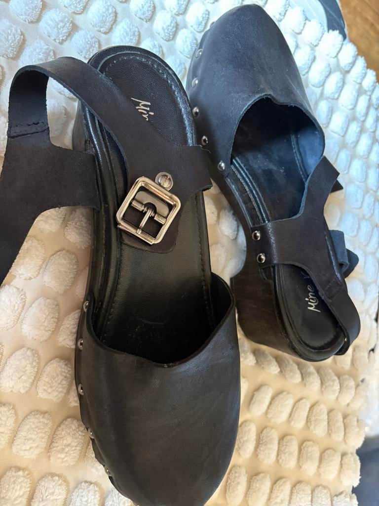Clogs maat 39 zwart, Ophalen of Verzenden, Zo goed als nieuw, Zwart