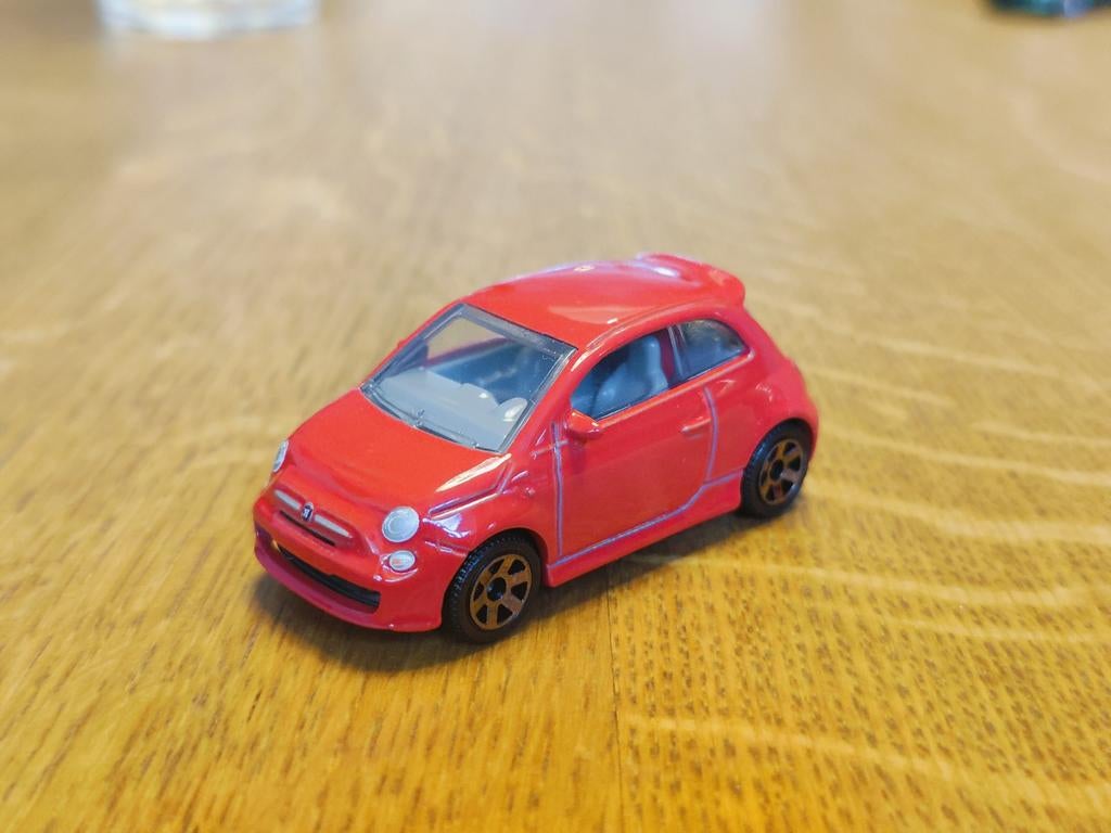 Matchbox Fiat 500 Turbo, Hobby en Vrije tijd, Modelauto's | Overige schalen, Ophalen of Verzenden, Zo goed als nieuw, Auto