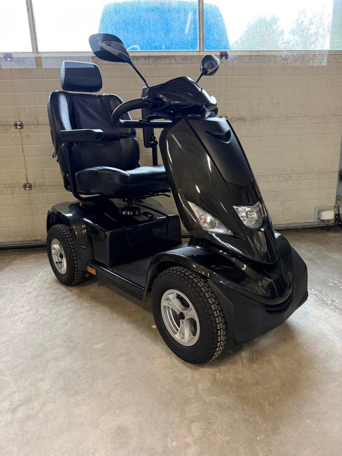 St6d scootmobiel met LI-ion accu, Ophalen, Gebruikt