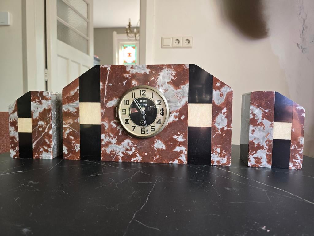 Art Deco Marmeren Schouwklok met Zijstukken, Ophalen of Verzenden