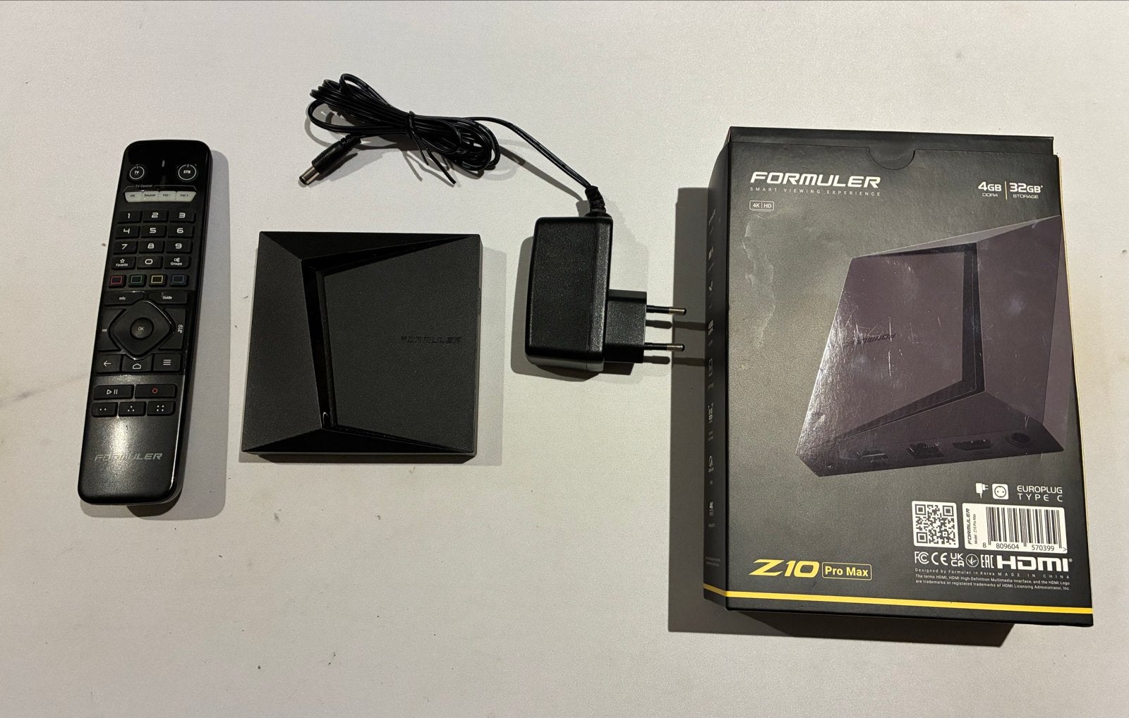 Formuler Z10 Pro Max 4K UHD Android TV Box, Ophalen of Verzenden, Zo goed als nieuw, HDMI, Zonder harde schijf
