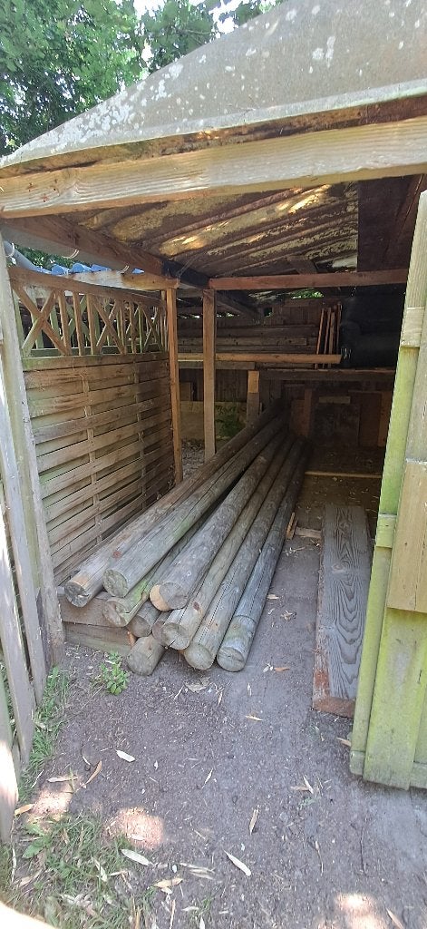 ronde palen 14 cm. doorsnee, Tuin en Terras, Palen, Balken en Planken, Ophalen of Verzenden, Gebruikt, 250 cm of meer, Palen