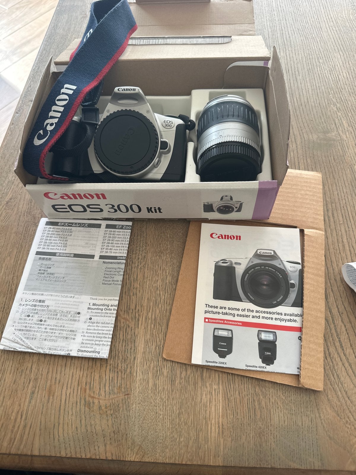 Canon EOS 300 Kit met EF 28-90mm lens, Ophalen, Gebruikt, Spiegelreflex, Canon