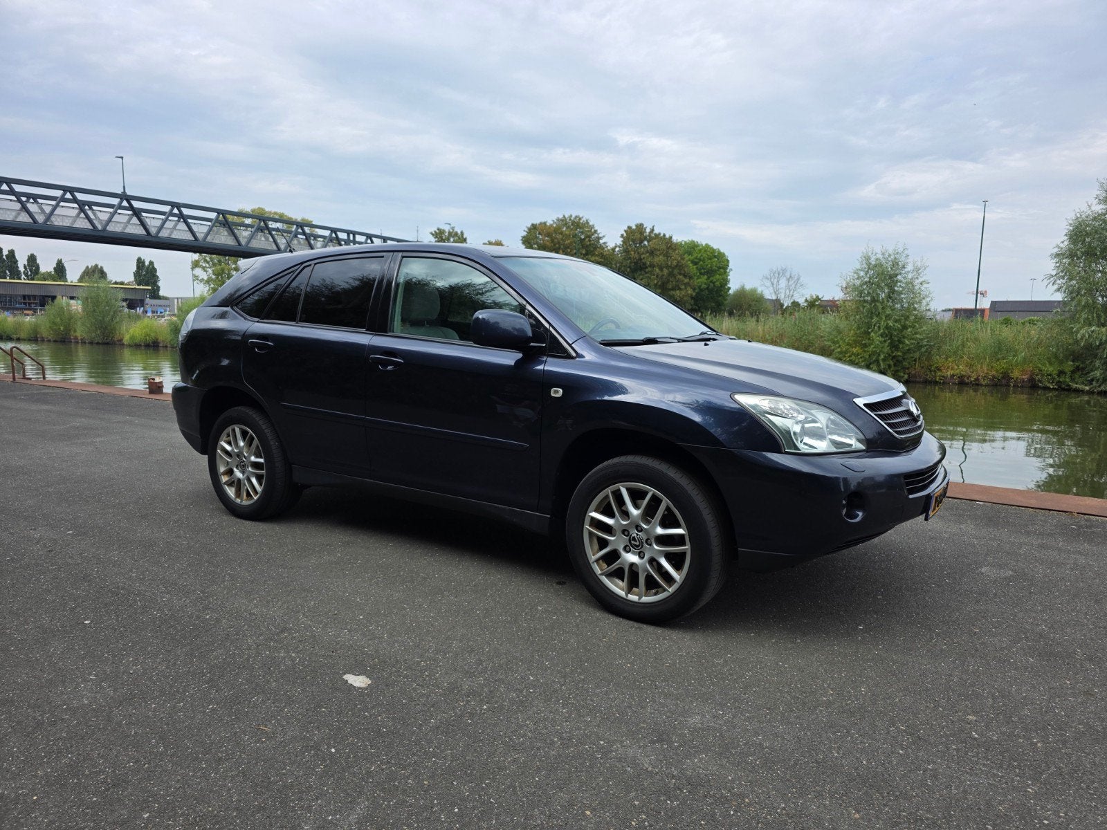 Lexus RX 400H RX400h AWD 3.3 V6 AUT 2006 Youngtimer, Auto's, Lexus, Automaat, 3311 cc, Beige, Blauw