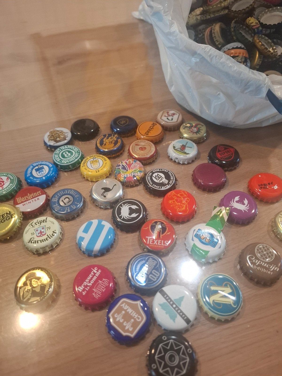Verschillende kroonkurken van bier, Ophalen, Overige merken