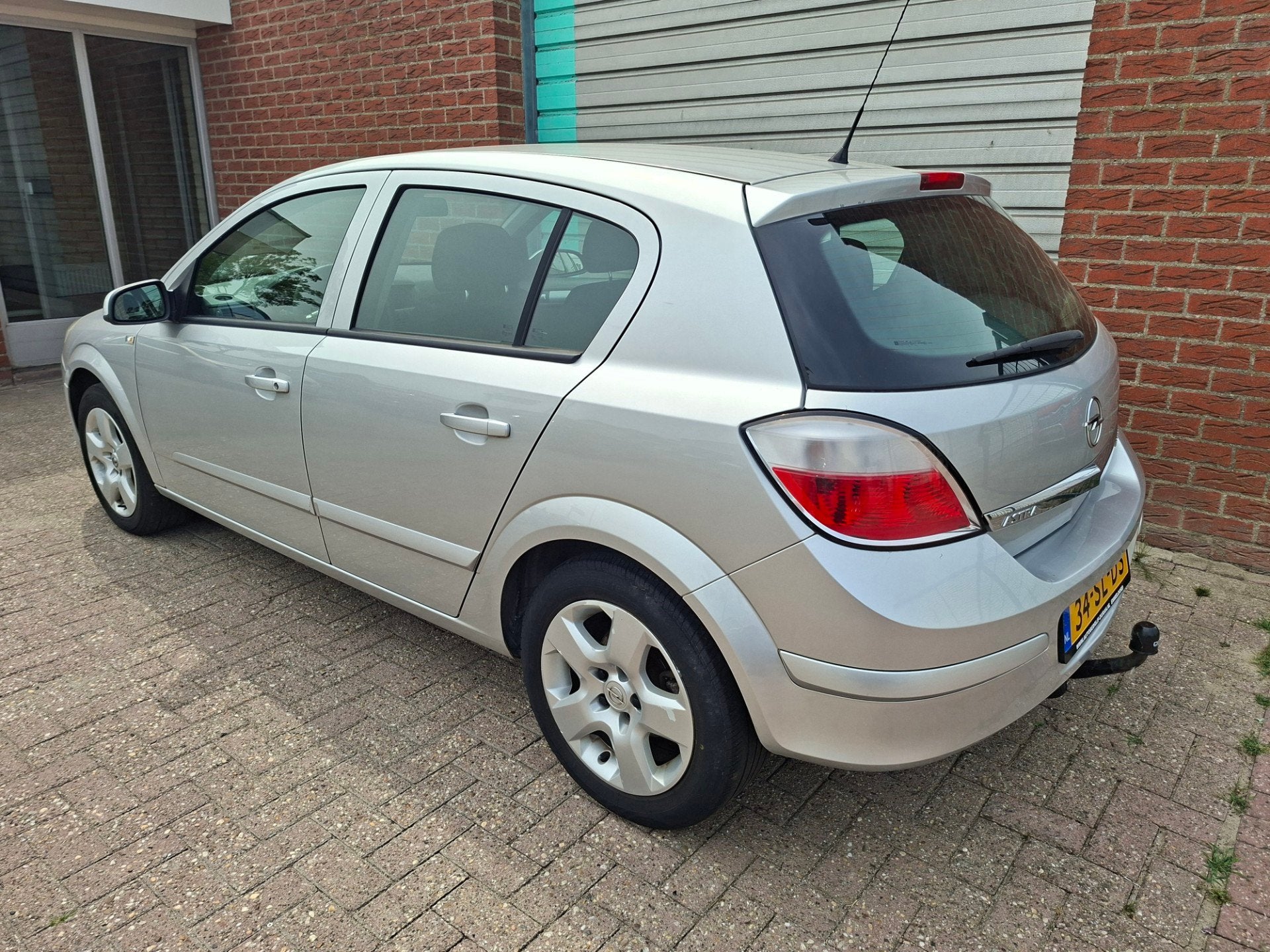 Opel Astra 1.6 Edition Airco NAP, Voorwielaandrijving, Gebruikt, 4 cilinders, 1165 kg