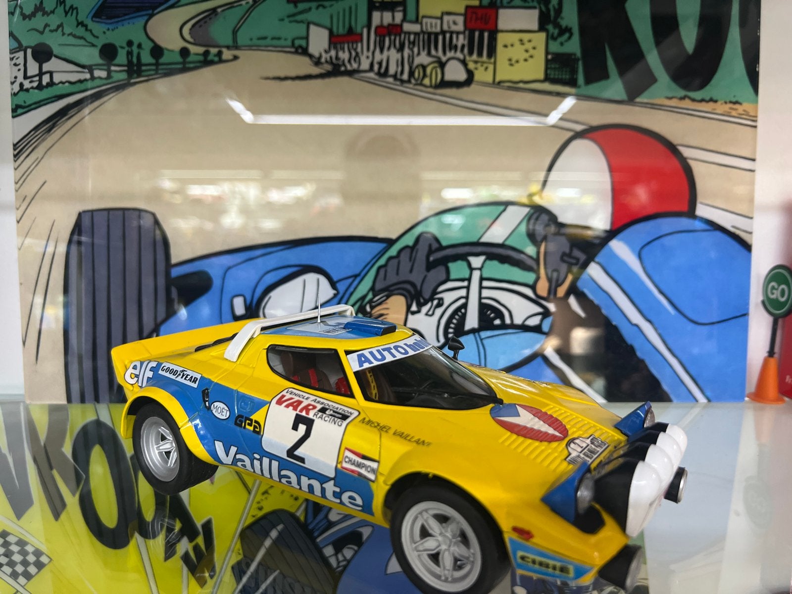 Michel Vaillant 1/18 Unieke Handgemaakte Replica, Ophalen of Verzenden, Zo goed als nieuw, Auto, Overige merken