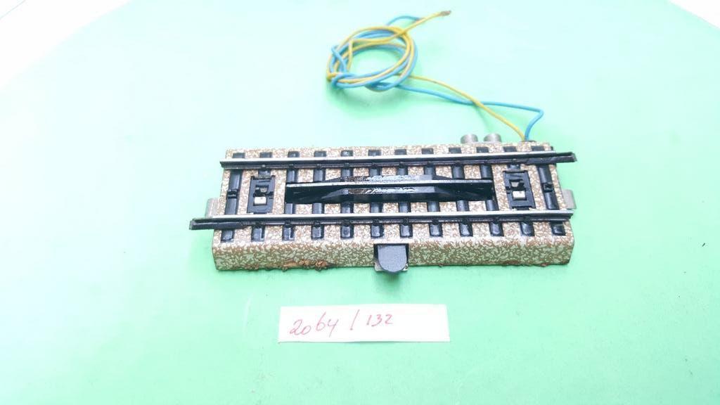 Märklin H0 5112 M rail elektrische ontkoppel rail, Hobby en Vrije tijd, Wisselstroom, Rails, Ophalen of Verzenden, Zo goed als nieuw