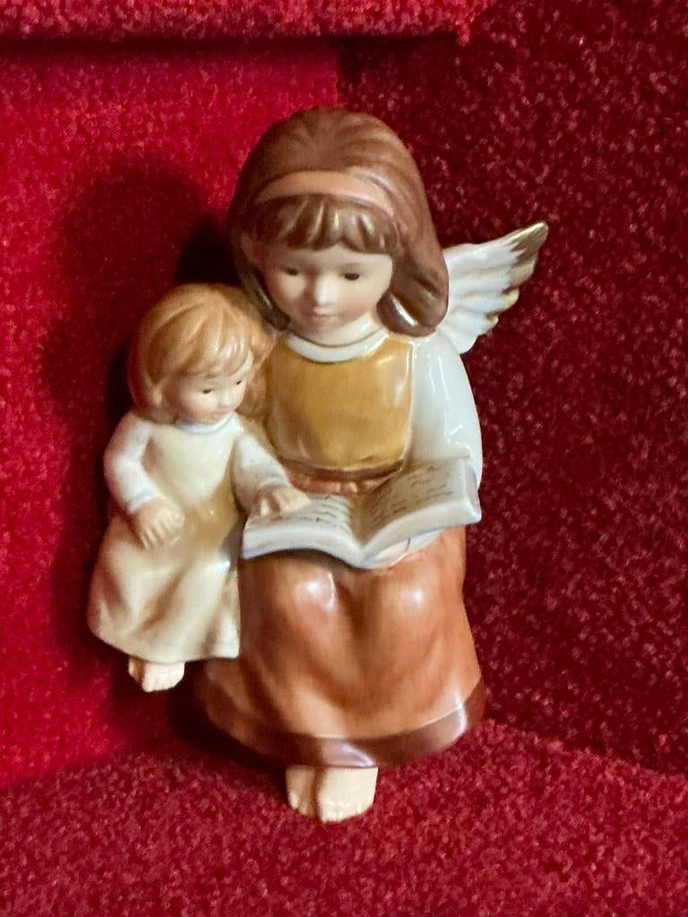 GOEBEL ❤️ beeld engel met kind es war einmal……, Ophalen of Verzenden, Zo goed als nieuw