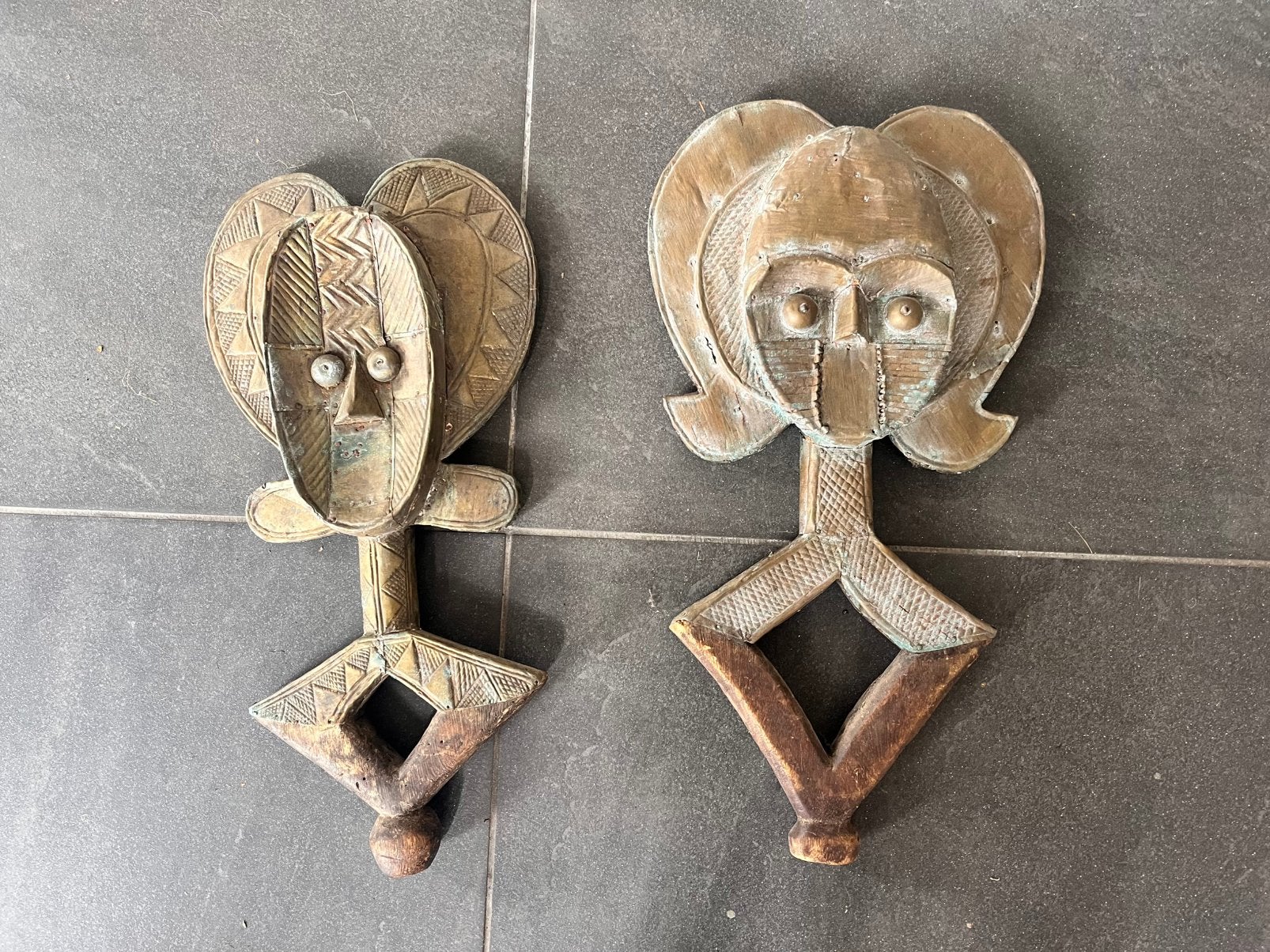 Antieke Afrikaanse reliekhouder figuren - Gabor, Afrika, Handgemaakt, 50 cm, Ophalen