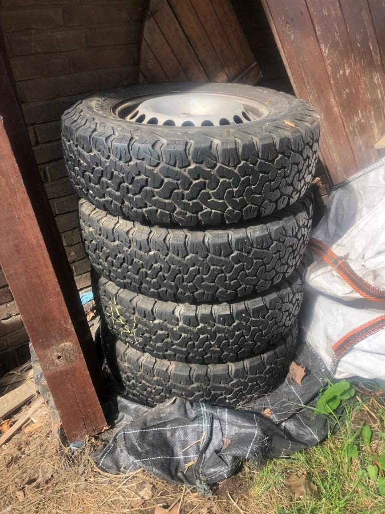 Autobanden offroad voor VW Transporter uit 2011, Auto-onderdelen, Banden en Velgen, Overige, 16 inch, Overige, Ophalen of Verzenden