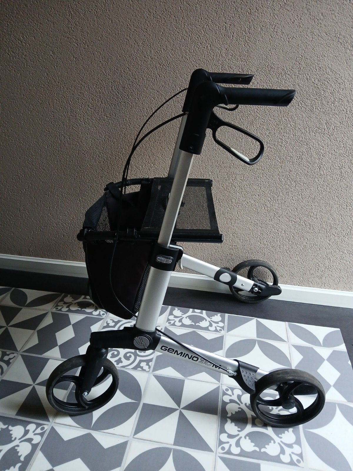 Gemino 30M rollator lichtgewicht, Ophalen, Lichtgewicht