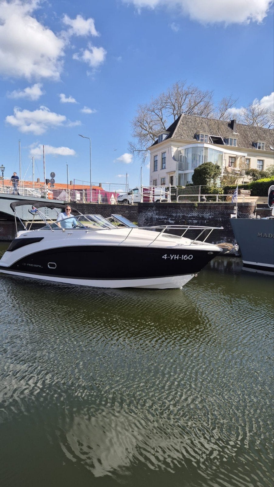 Regal 26 speedcruiser, Watersport en Boten, Ophalen, Motor en Techniek