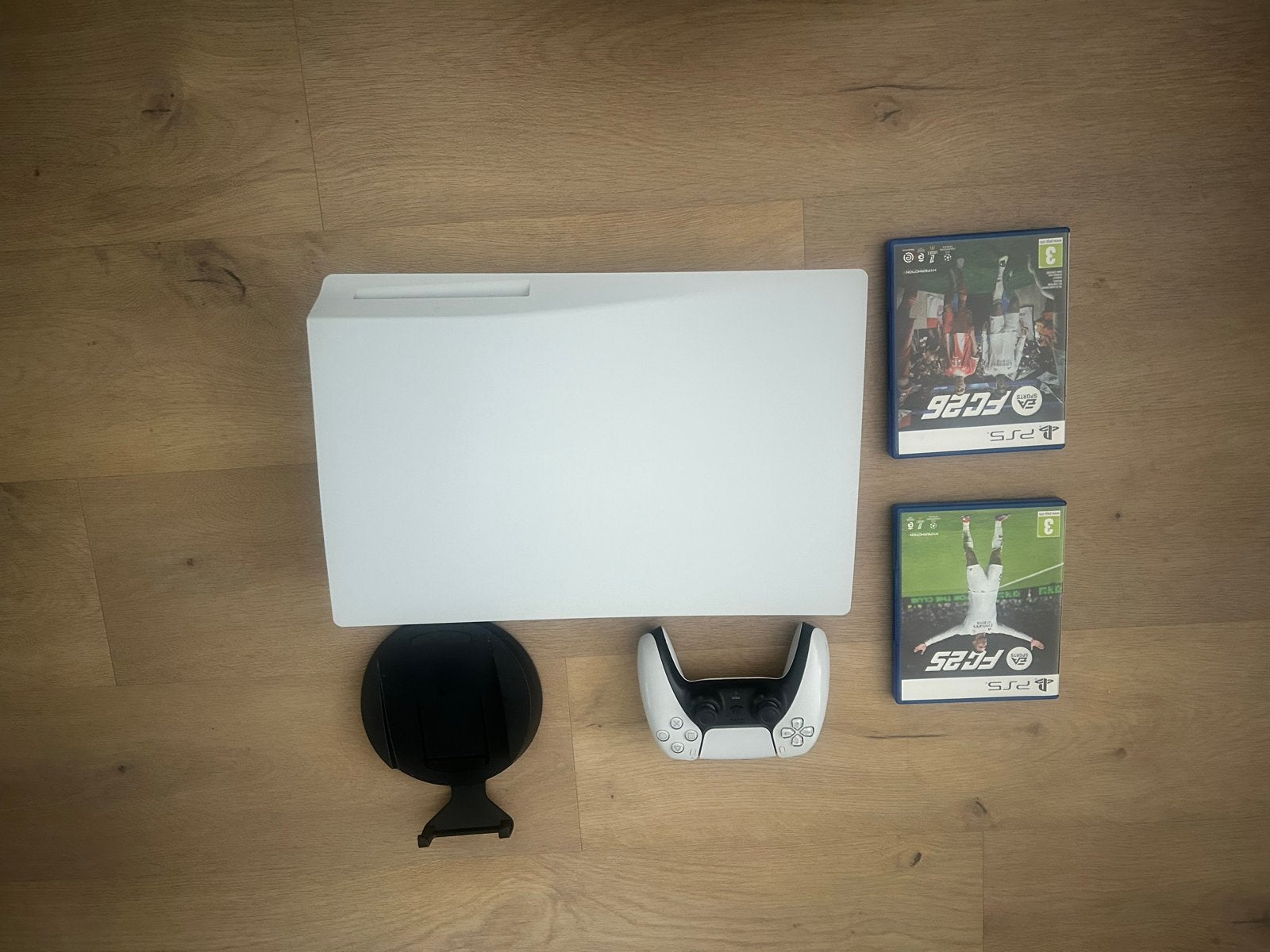 Playstation 5 Disc Edition met 1 controller & 2 games, 1 speler, Eén computer, Ophalen of Verzenden, Zo goed als nieuw