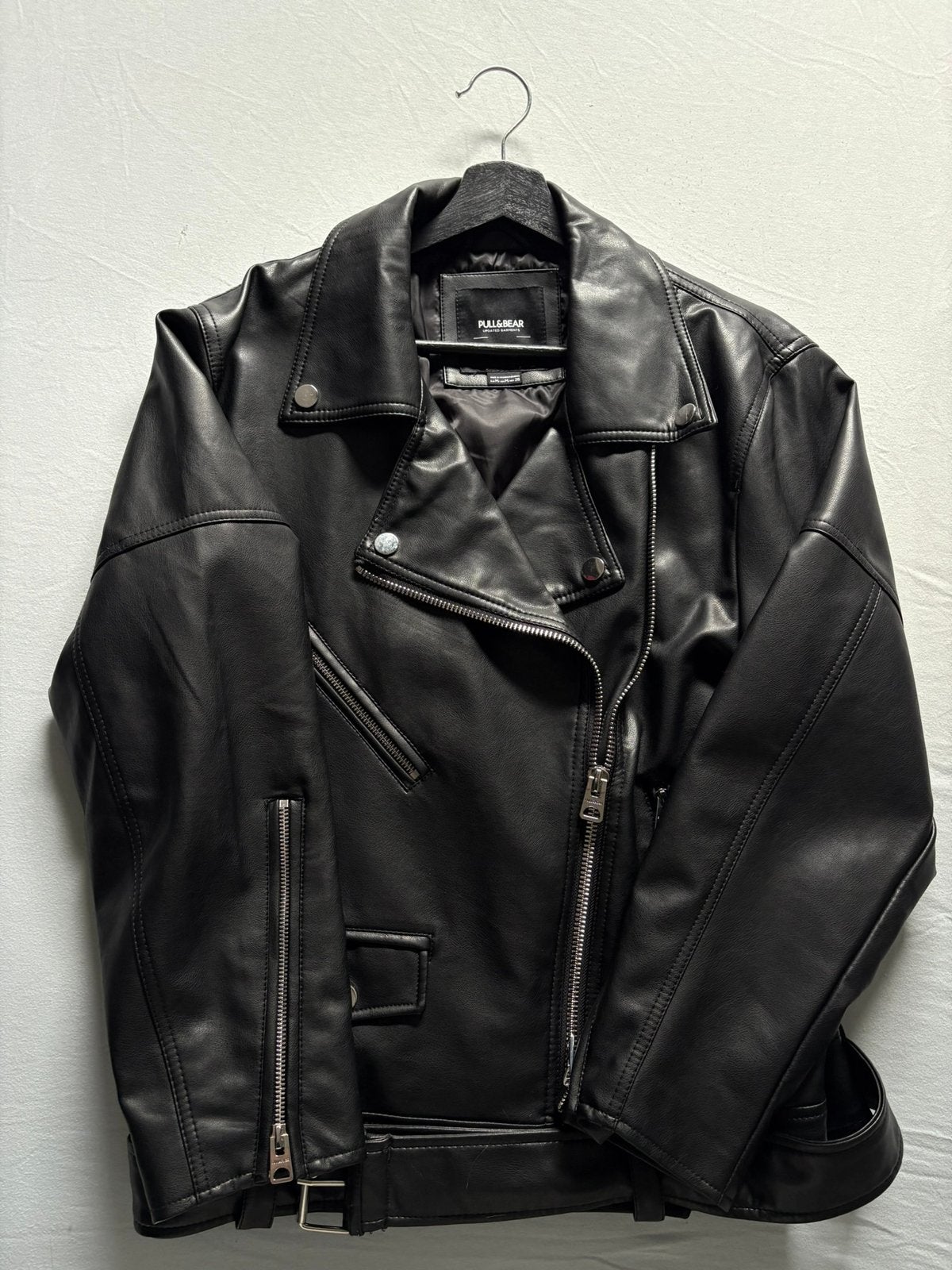Pull&Bear zwarte leren look biker jacket maat M, Ophalen of Verzenden, Zo goed als nieuw, Maat 38/40 (M), Zwart