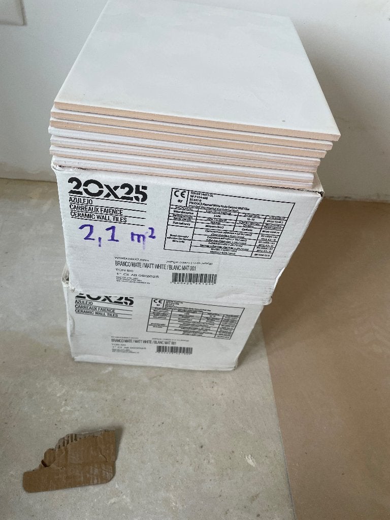Wandtegel wit 20x25 (2,1 m2), Ophalen, Nieuw, 20 tot 40 cm, Minder dan 5 m²