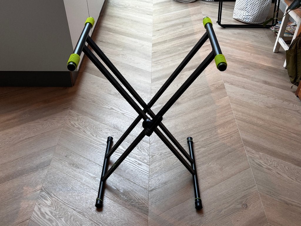 Gravity KSX2 RD Keyboard standaard met bureau, Muziek en Instrumenten, Ophalen, Zo goed als nieuw, Muziekstandaard, Keyboard of Synthesizer