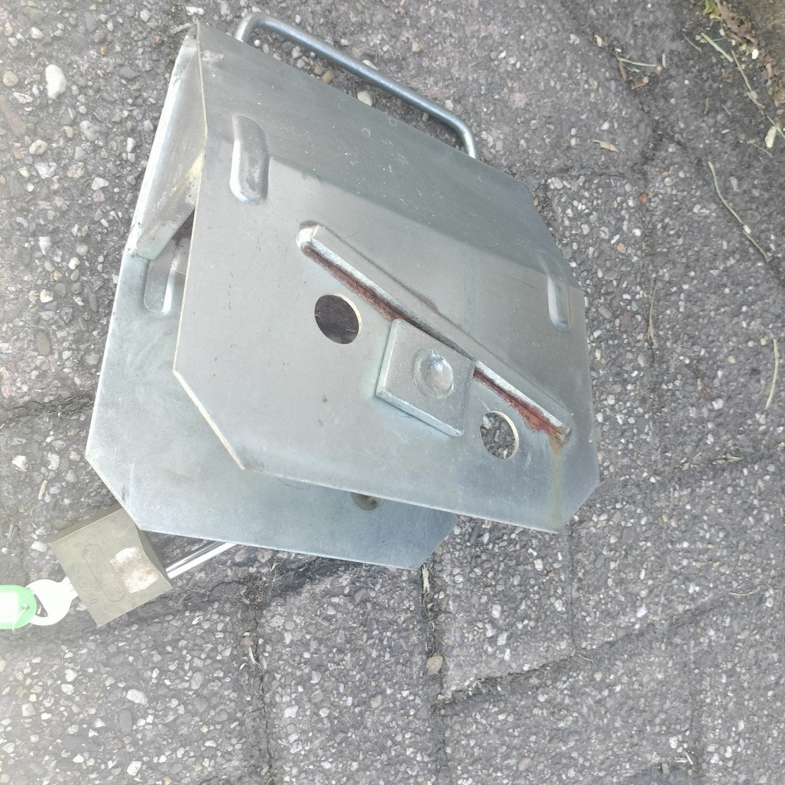 aanhanger dissel slot, Auto diversen, Aanhangwagen-onderdelen, Ophalen of Verzenden, Gebruikt