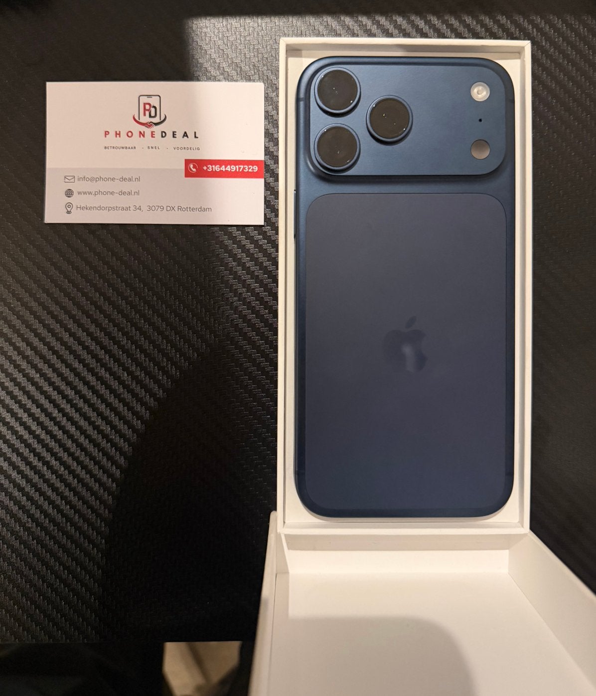 iPhone 17 pro max 256 gb deep blue factuur + Garantie, Telecommunicatie, 256 GB, Apple, Apple, Blauw